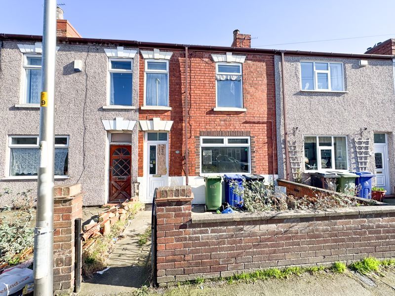 Property photo 1 of 10 Front