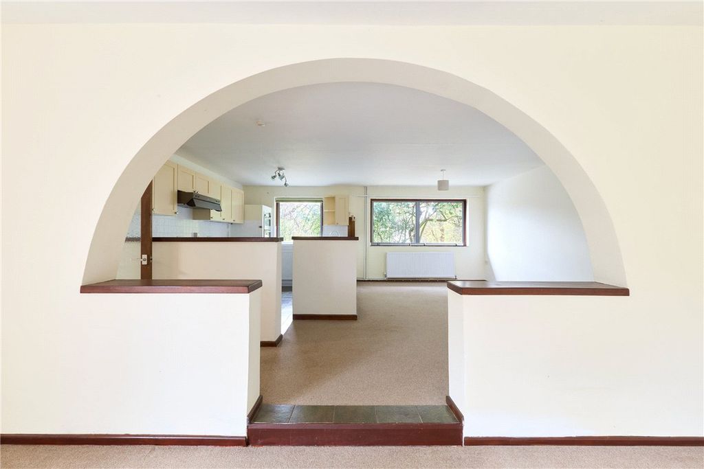 Property photo 3 of 12 Picture No. 02