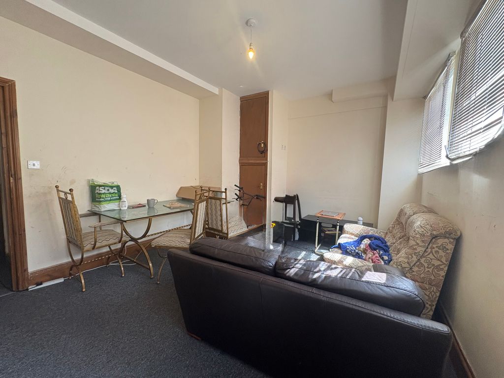 Property photo 2 of 5 Img_7877