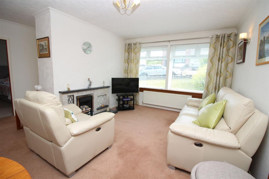 Property photo 2 of 24
