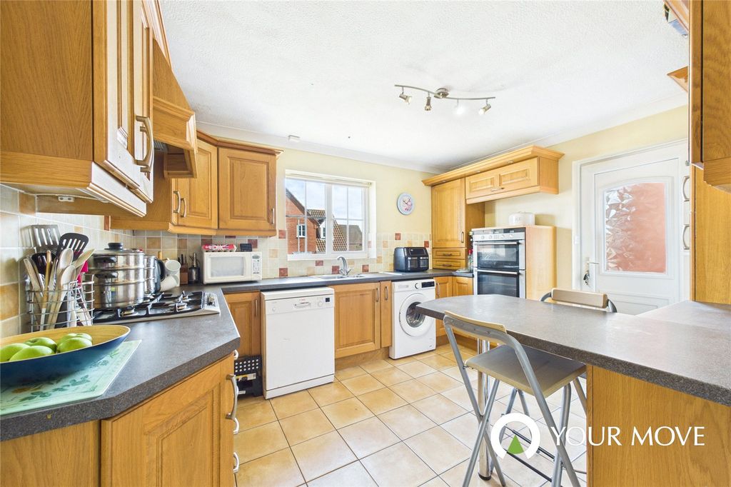 Property photo 3 of 17 Picture No. 48