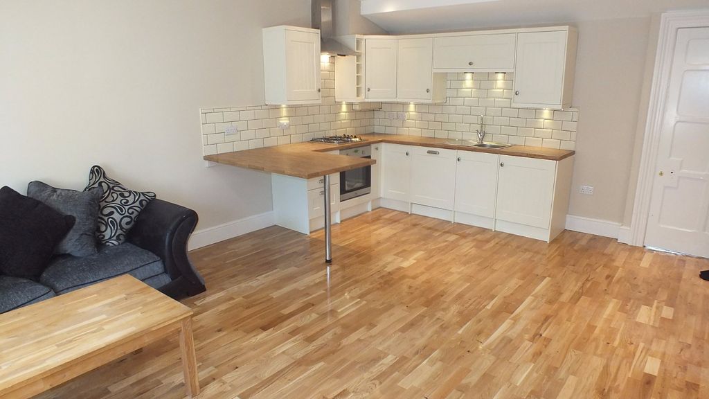 Property photo 2 of 8 Picture No. 05