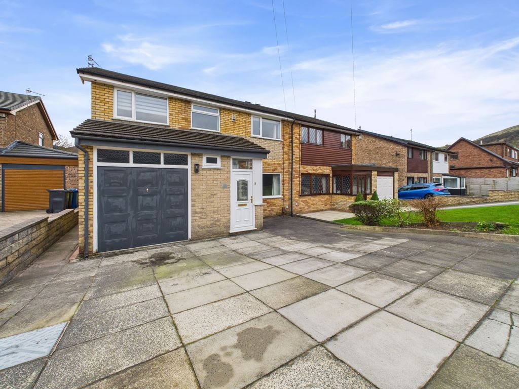 Property photo 1 of 29 Cam02093G0-Pr0068-Still034