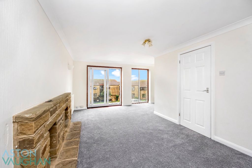 Property photo 3 of 10 4685492