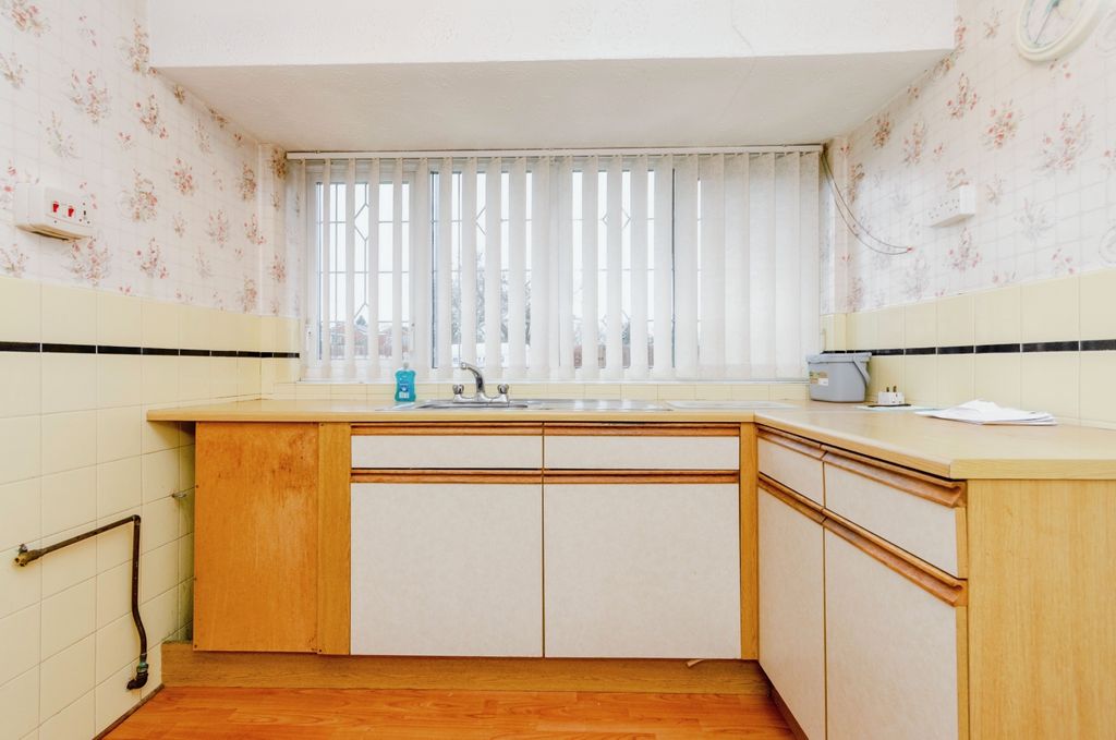 Property photo 3 of 17 Photography