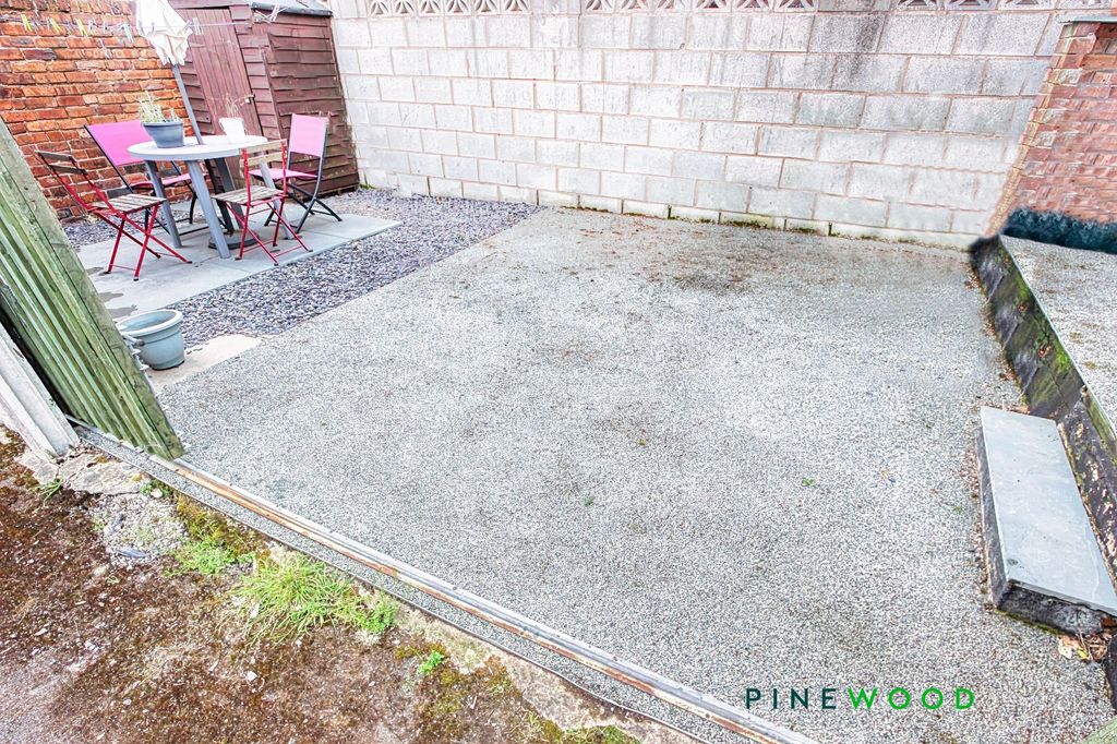 Property photo 2 of 18 Rear Gated Parking