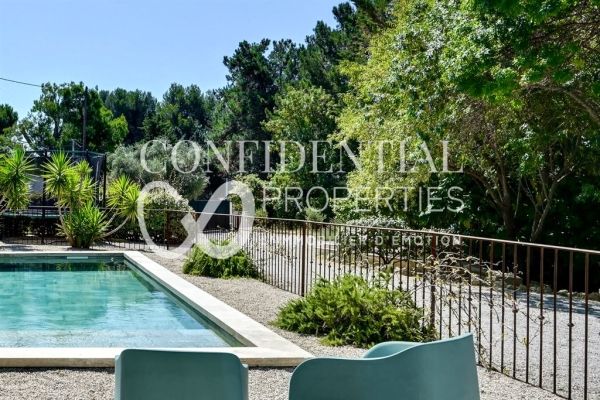 Property photo 2 of 7