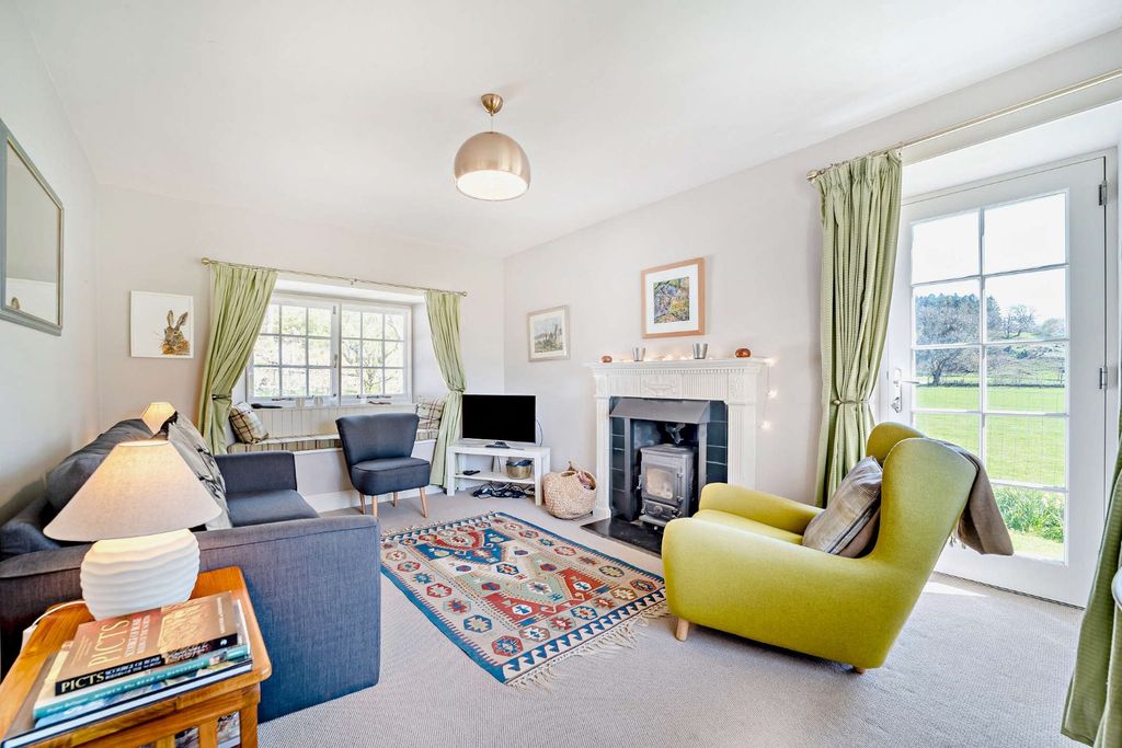 Property photo 2 of 17 Picture No. 04