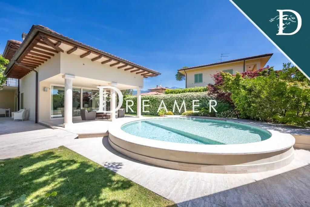 Property photo 2 of 46