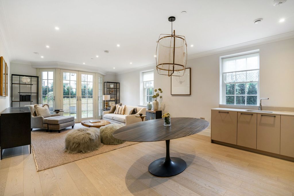 Property photo 2 of 19 Photos Of Show Home