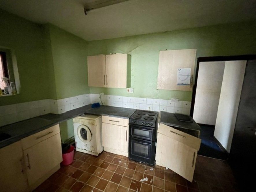 Property photo 3 of 5