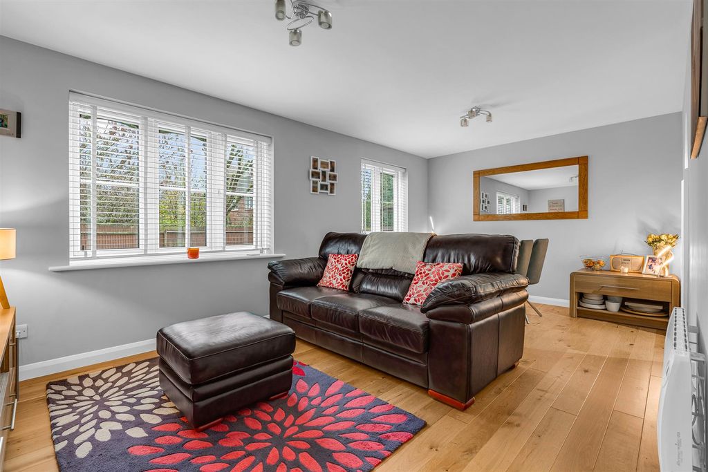 Property photo 2 of 13 Internal-4.Jpg