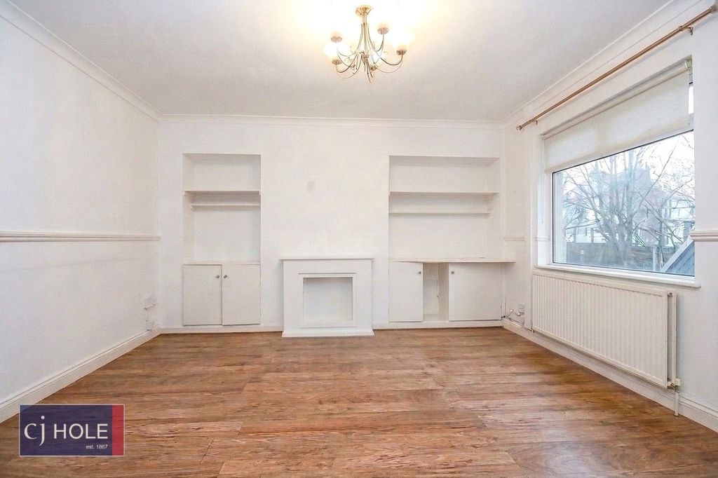 Property photo 3 of 9 Picture No. 45