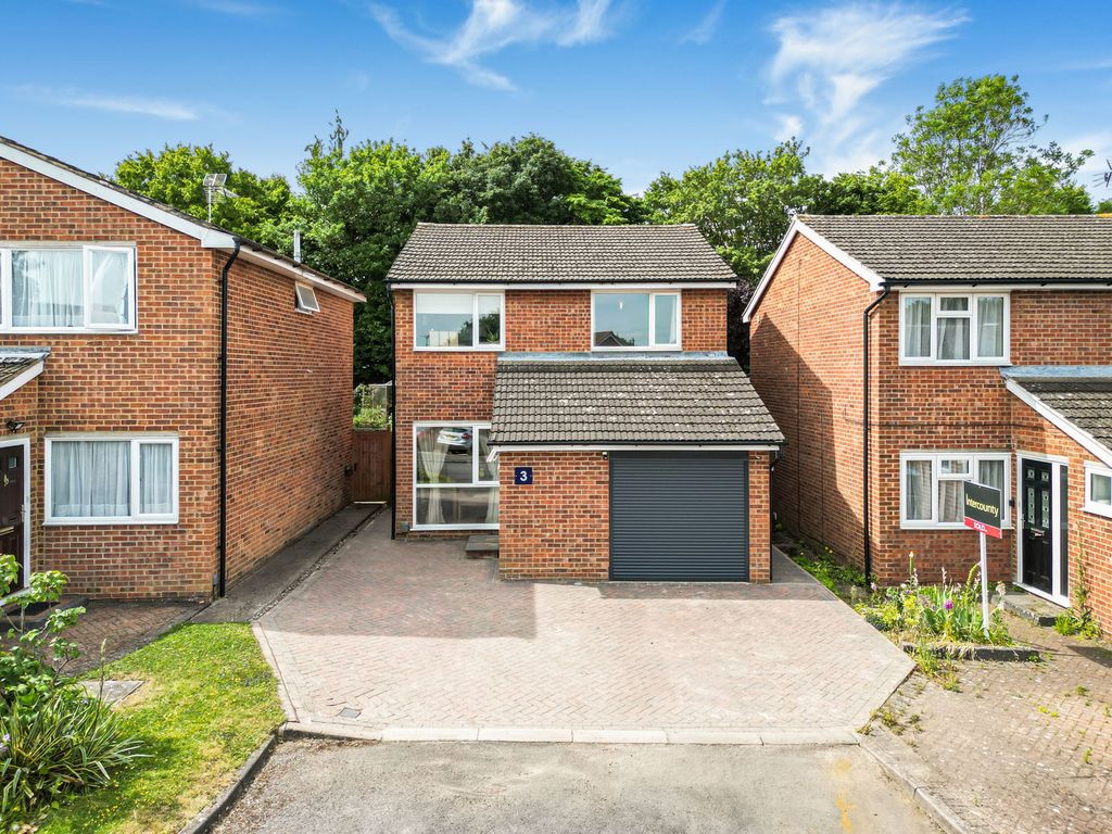Property photo 1 of 24