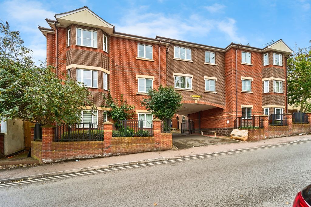 Property photo 1 of 15