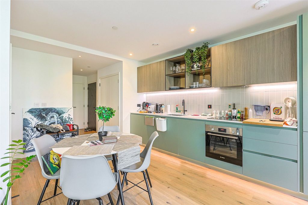 Property photo 2 of 13 Picture No. 30