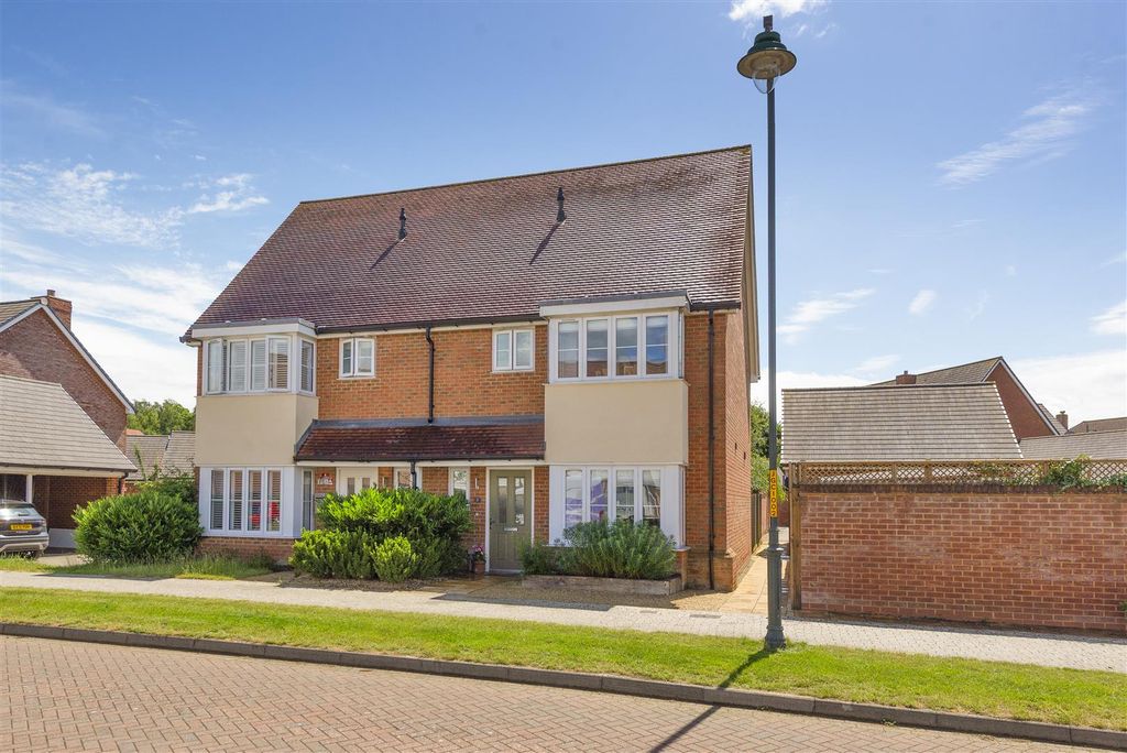 Property photo 1 of 20 2Glenton01.Jpg