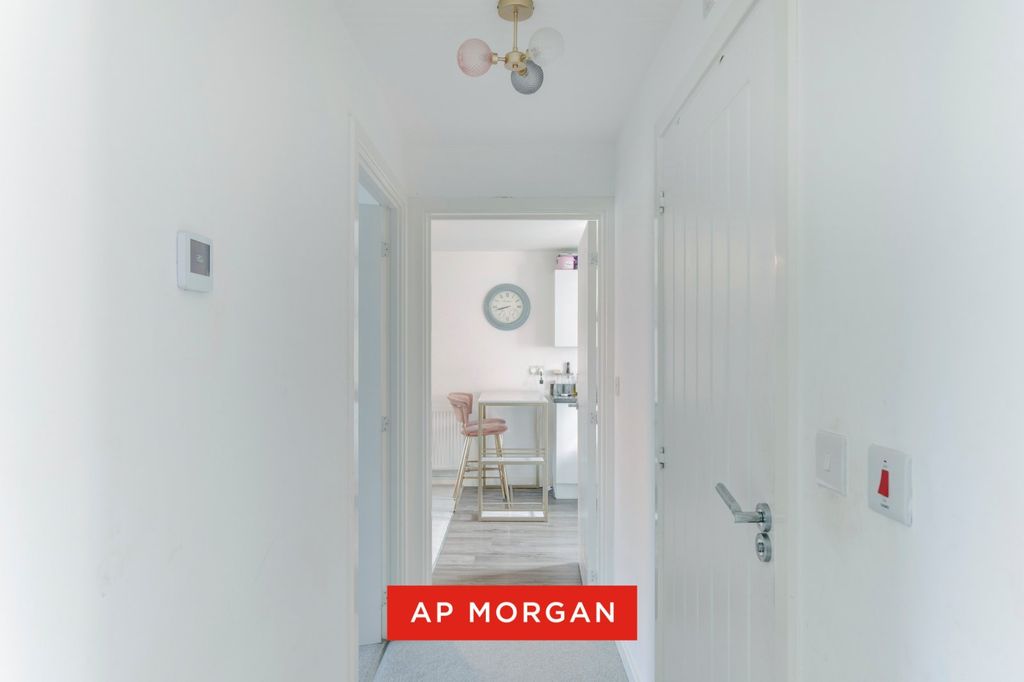 Property photo 2 of 13 Picture No. 02