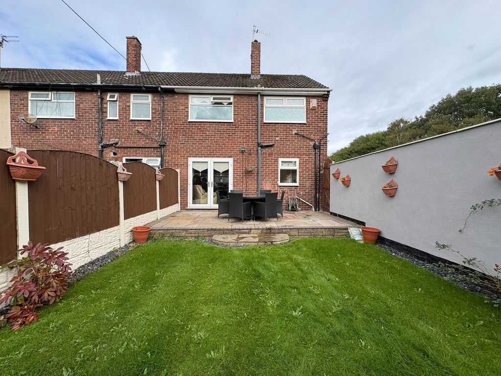 Property photo 3 of 28