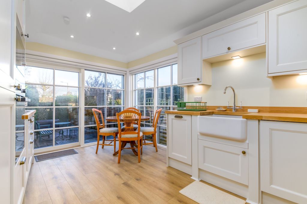 Property photo 3 of 20 Glenfoyle-0018