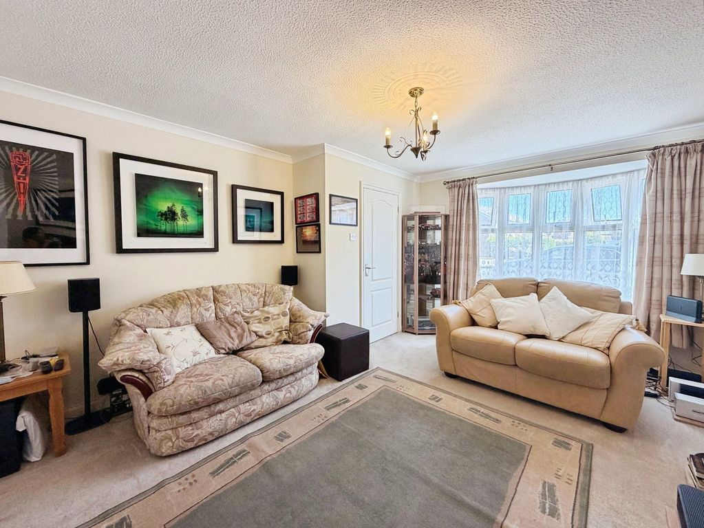 Property photo 3 of 23