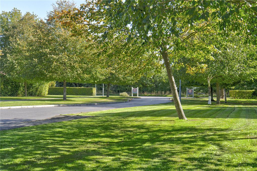 Property photo 2 of 13 Picture No. 02