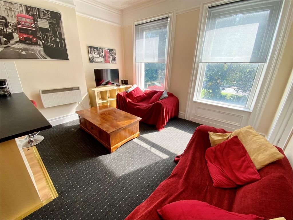 Property photo 2 of 5