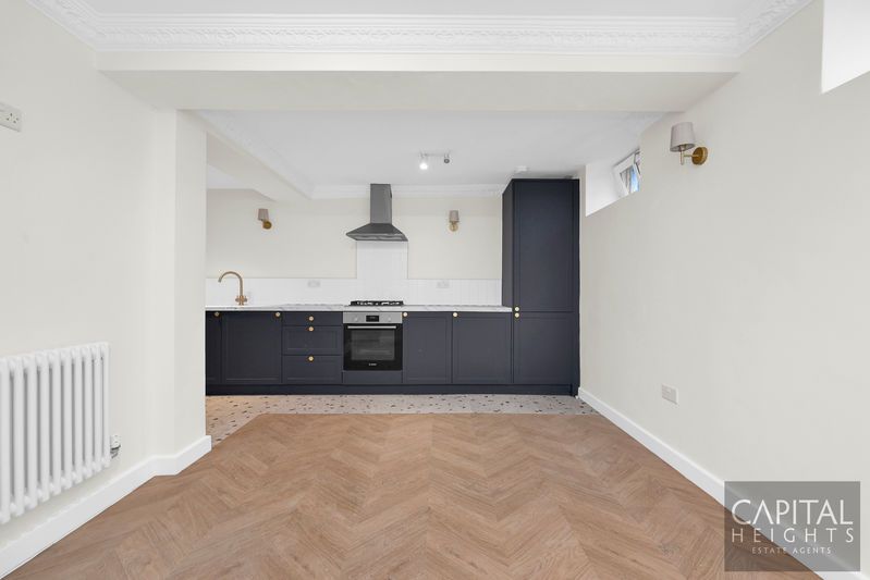 Property photo 2 of 11 Photo 14