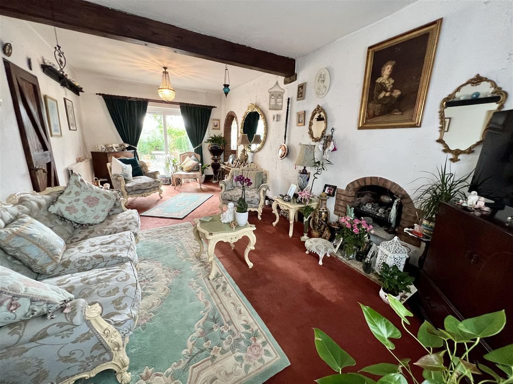 Property photo 3 of 18 Living &amp; Dining Room