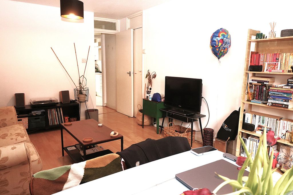 Property photo 1 of 5