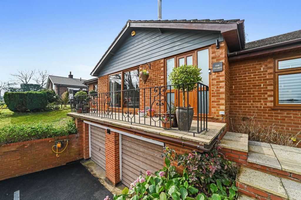 Property photo 1 of 39