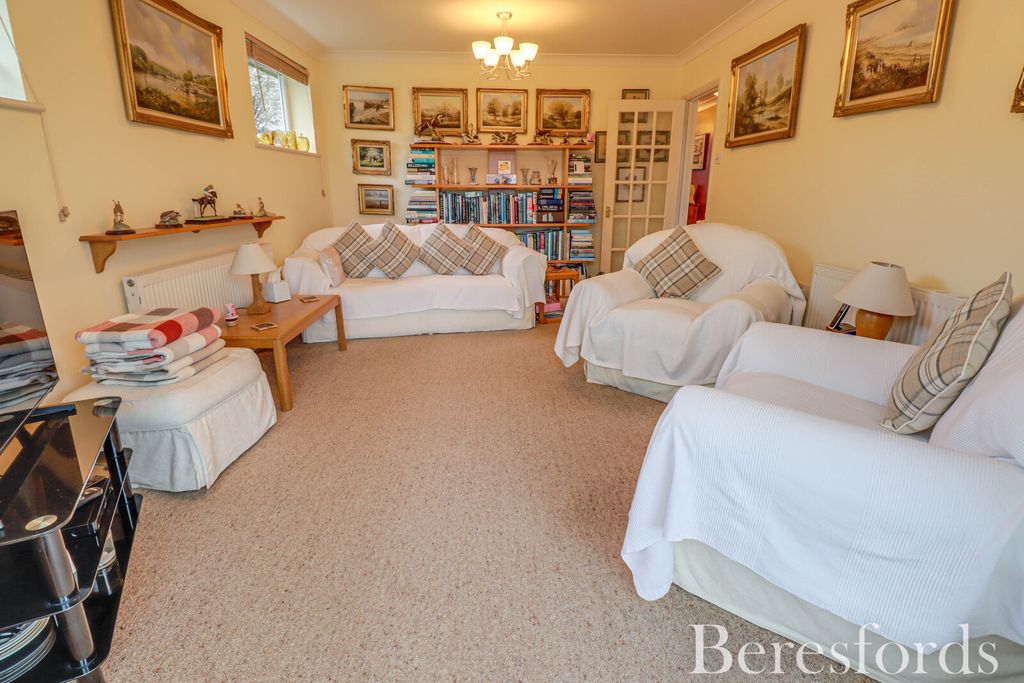 Property photo 3 of 23 Picture No. 09