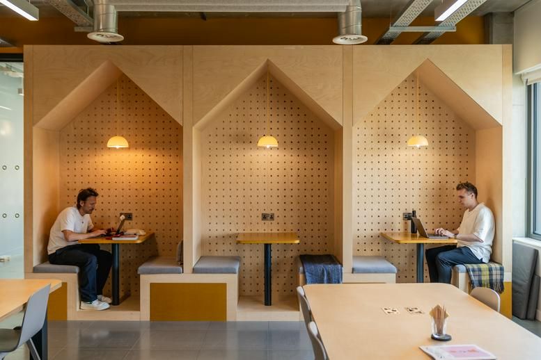 Property photo 2 of 46