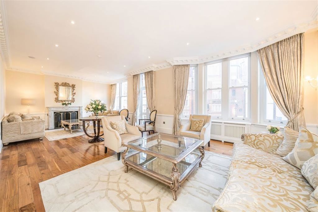 Property photo 3 of 19