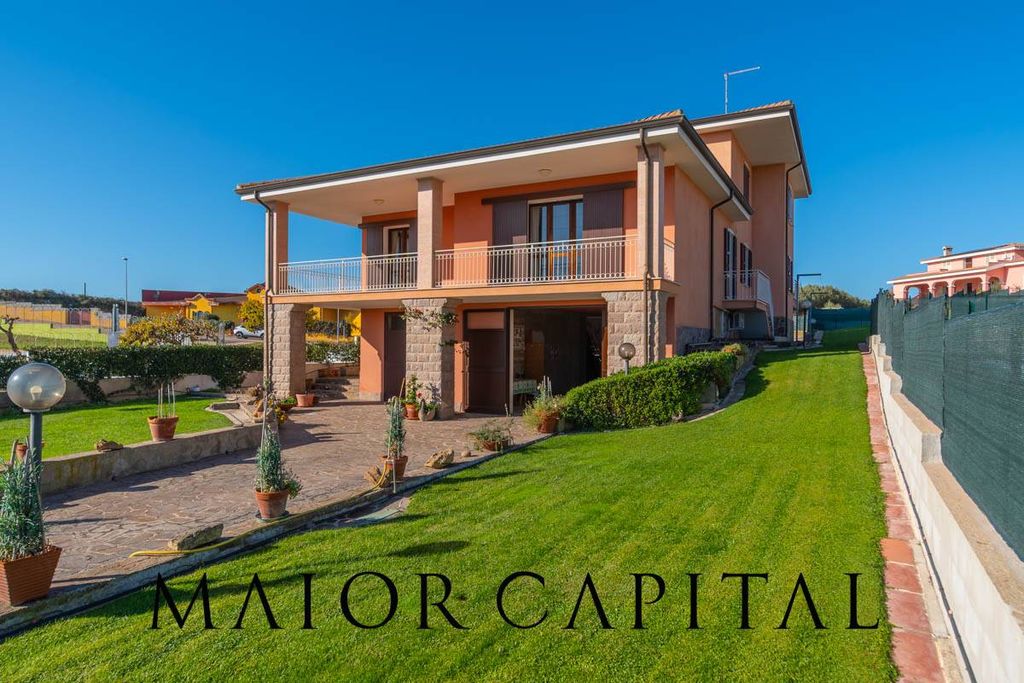Property photo 1 of 44
