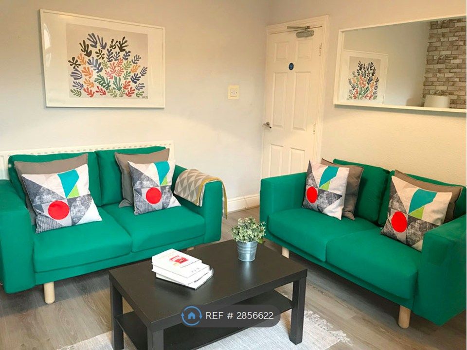 Property photo 2 of 6