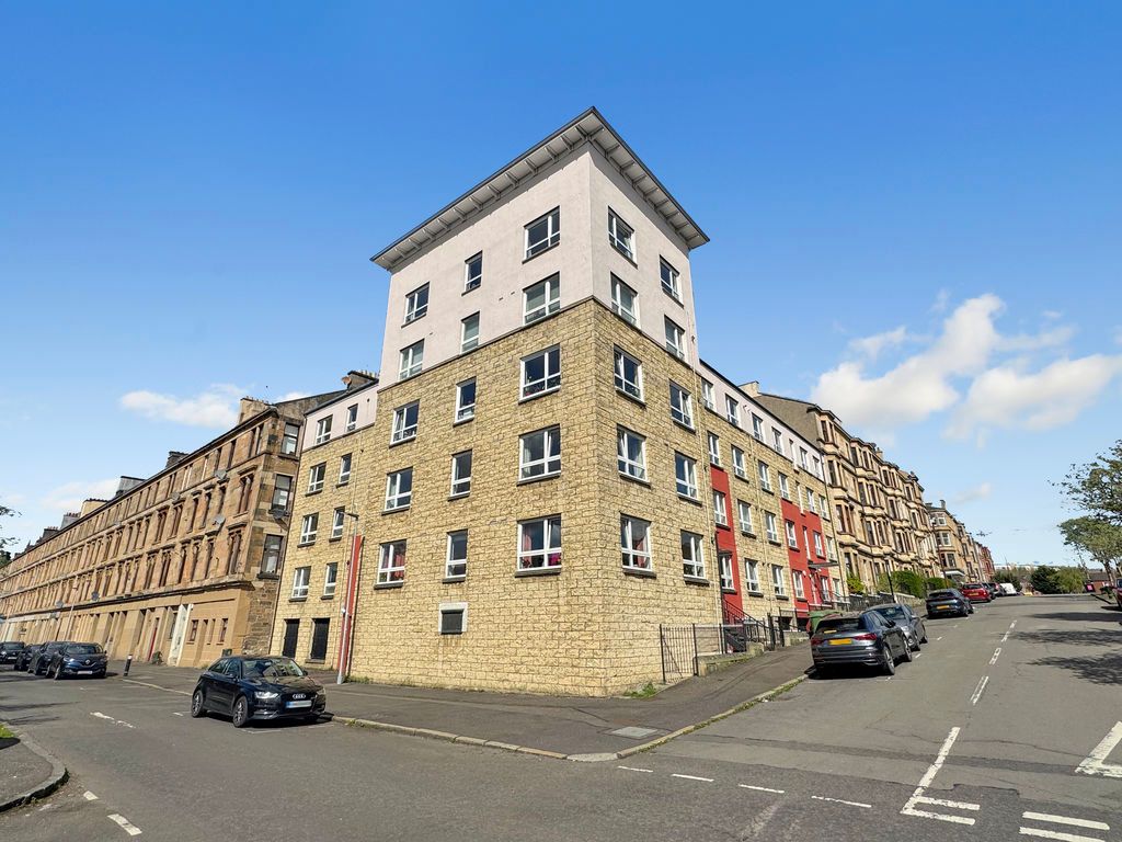 Property photo 1 of 15 Photo 14