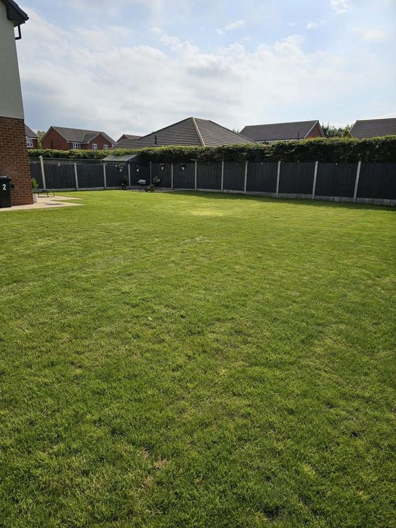 Property photo 3 of 27