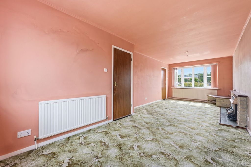 Property photo 2 of 24