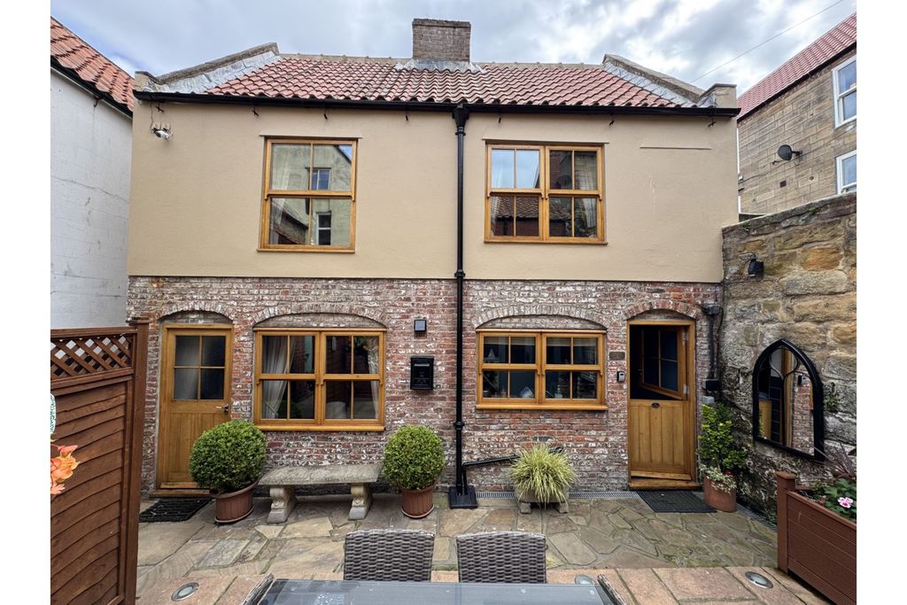 Property photo 1 of 28