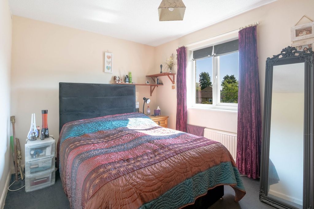 Property photo 3 of 9