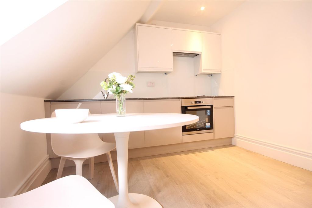 Property photo 2 of 9 2-Min.Jpg