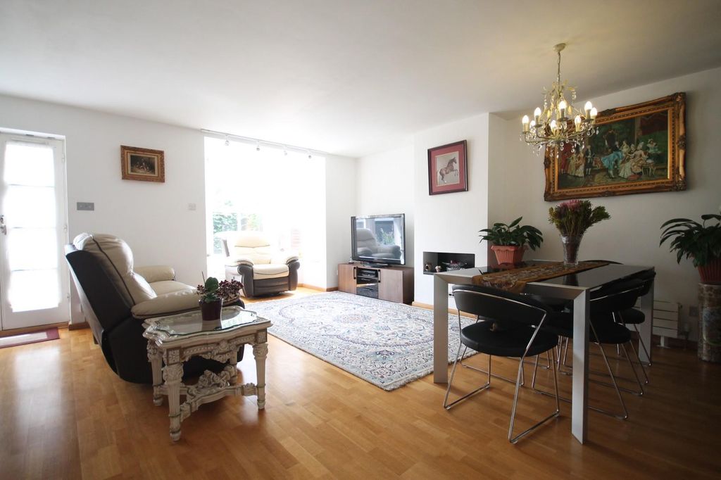 Property photo 3 of 11 Img_6456.Jpg