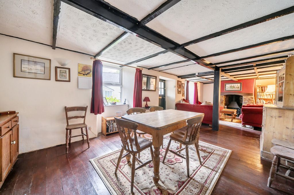 Property photo 3 of 19 Dining Room