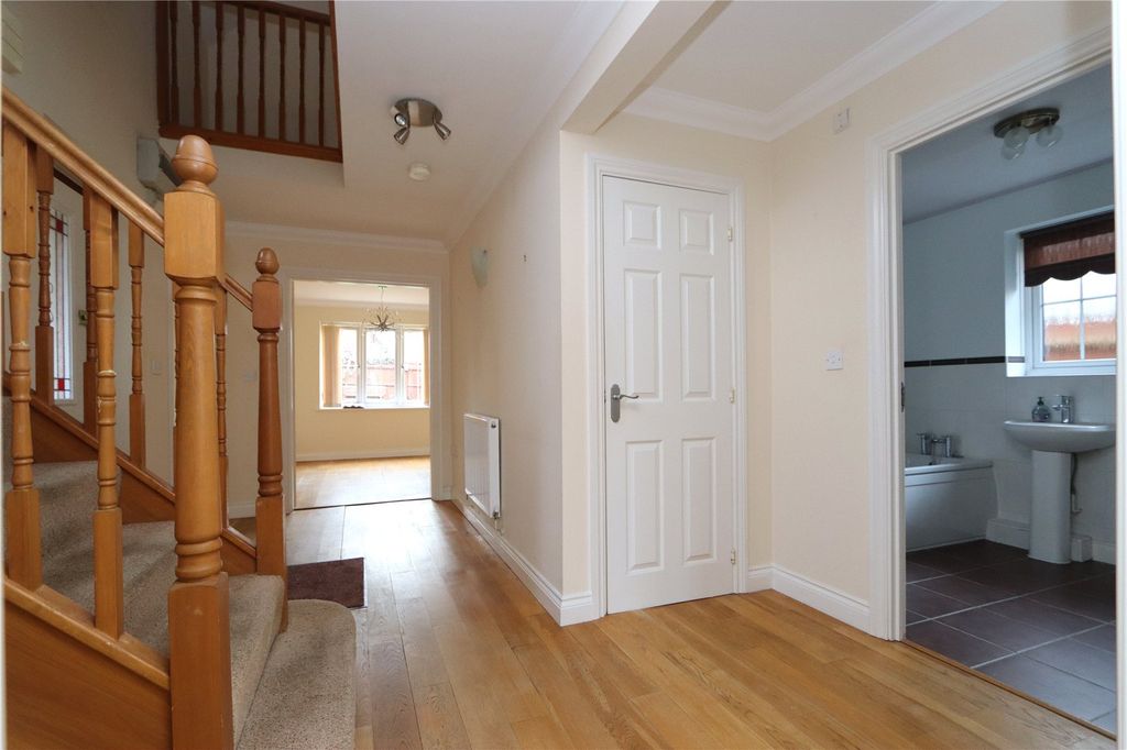 Property photo 3 of 22 Picture No. 13