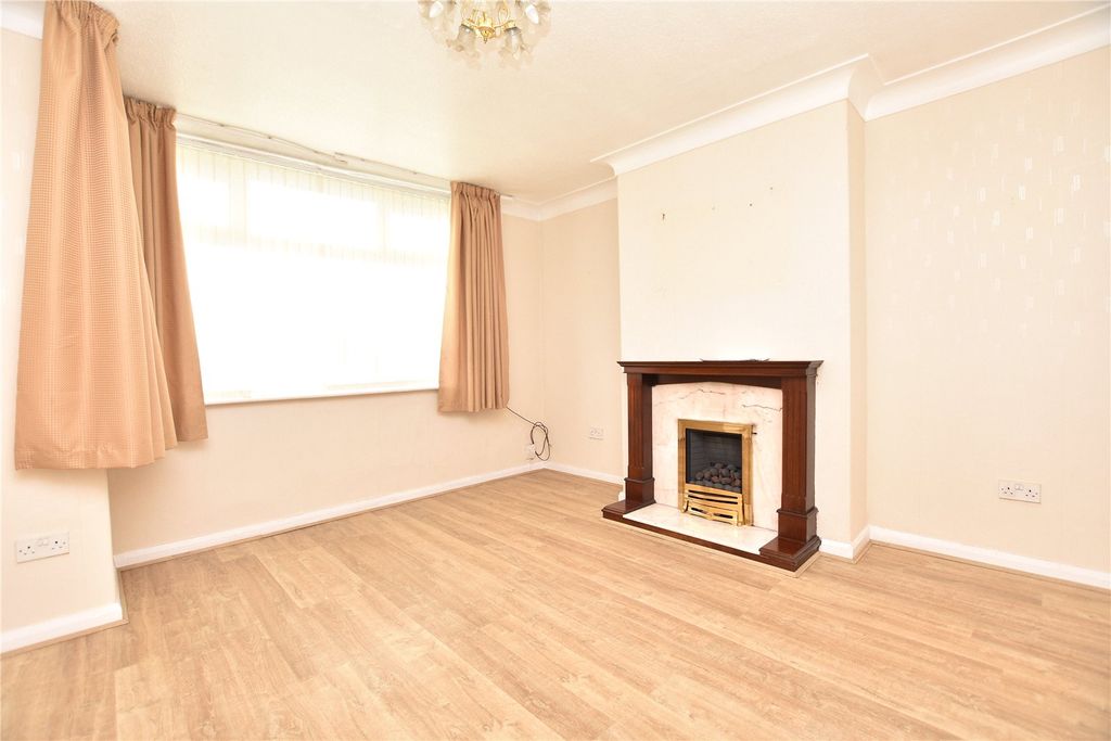 Property photo 2 of 18 Picture No. 45