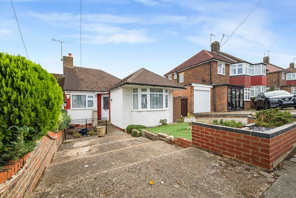 Property photo 1 of 15 External