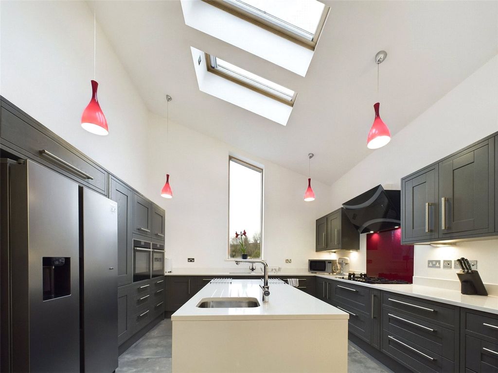 Property photo 3 of 20 Picture No. 03