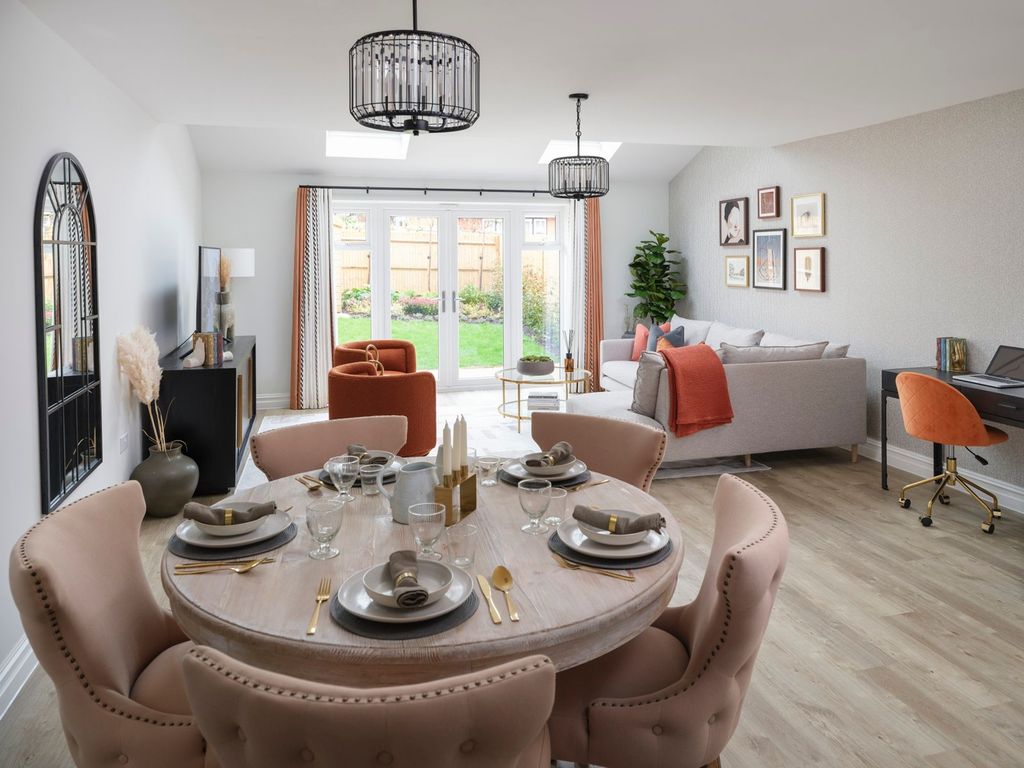 Property photo 3 of 10 Photo 4