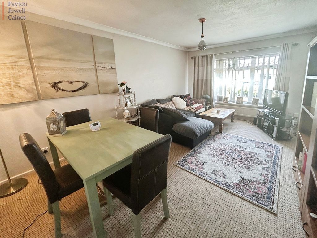 Property photo 2 of 9 Not Specified
